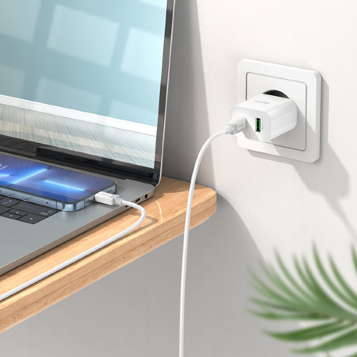 Зарядка Hoco C80A Plus Rapido PD20W+QC3.0 charger set(C to iP)(EU) - White купить оптом купить оптом