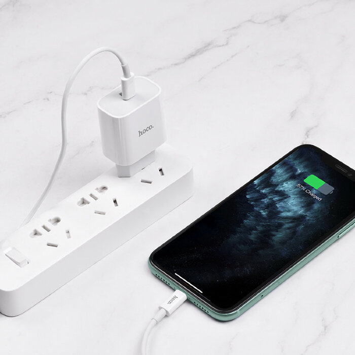 Зарядка hoco C76A Plus PD 20W (Type-C на Lightning) (ЕС) купить оптом купить оптом