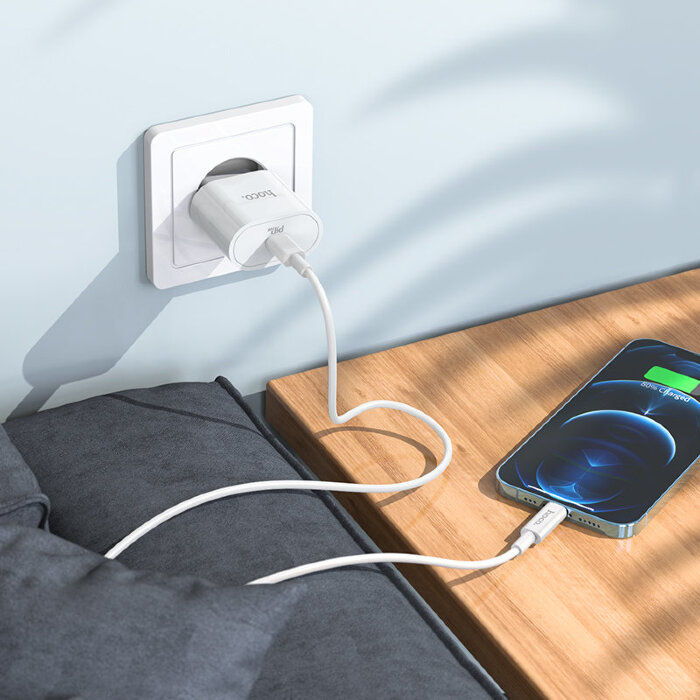 Зарядка hoco C94A Metro single port PD20W charger set (Type-C to iP) (EU) купить оптом купить оптом