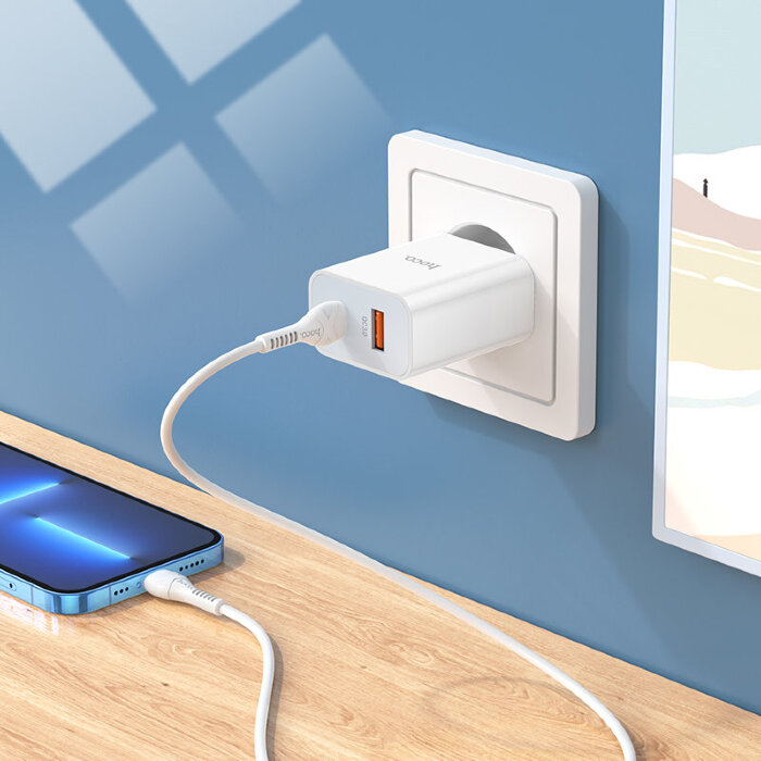 Сетевой адаптер hoco C97A PD20W+QC3.0 charger (EU) - White купить оптом купить оптом