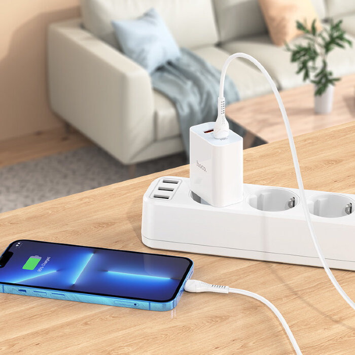 Сетевой адаптер hoco C97A PD20W+QC3.0 charger (EU) - White купить оптом купить оптом